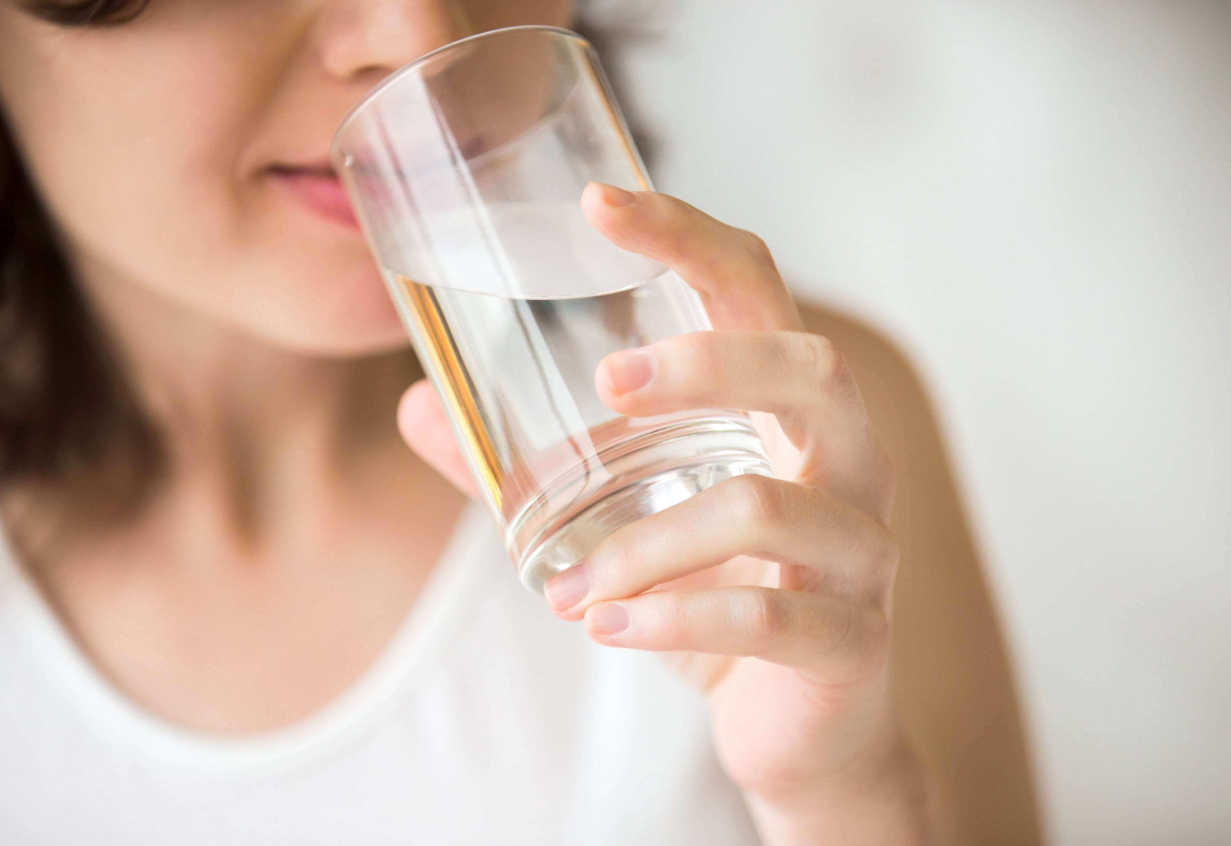 Quantos litros de água você precisa beber diariamente?